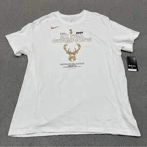 Nike Milwaukee Bucks 2021 2X NBA Champions T Shirt Mens 2XL White Short Sleeve